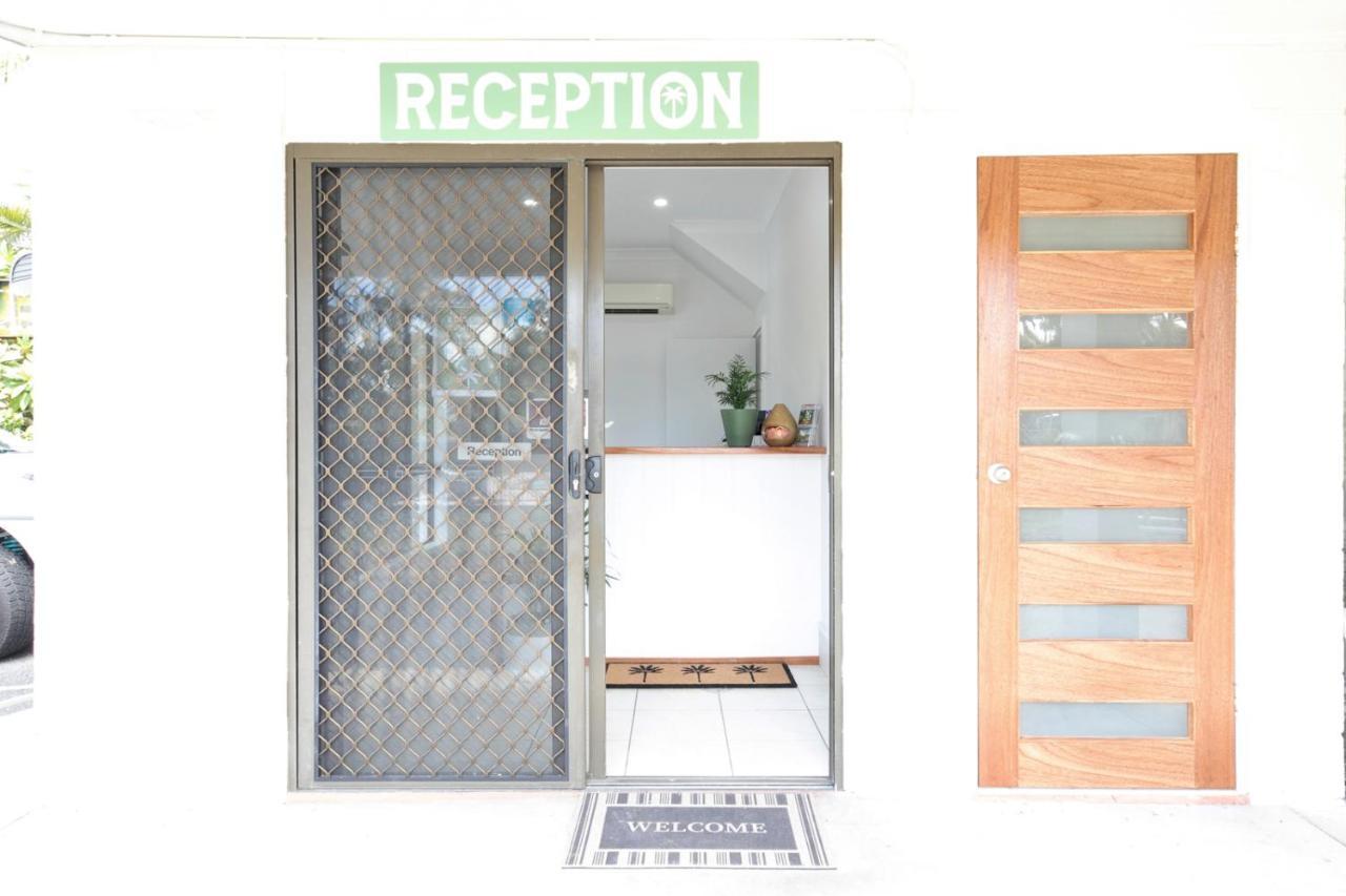 Kinka Palms Motel Yeppoon Exterior photo