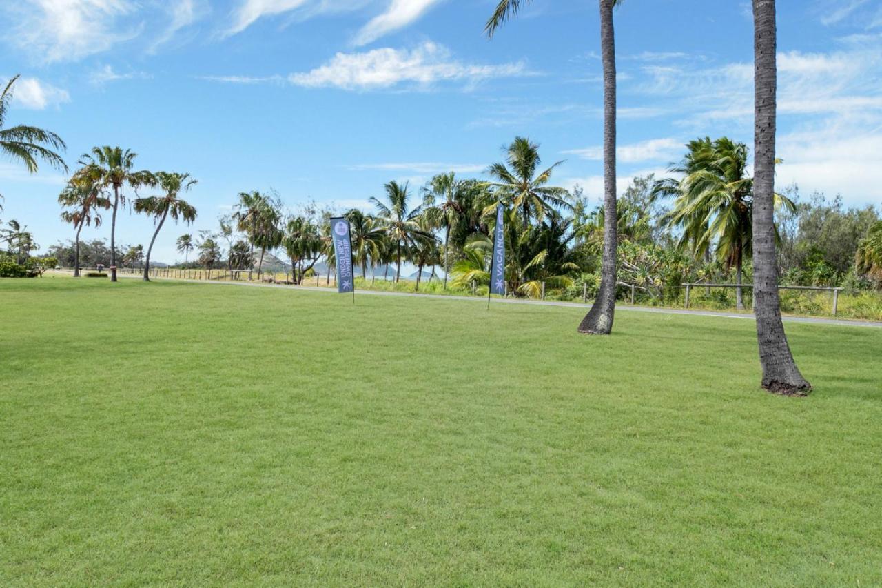 Kinka Palms Motel Yeppoon Exterior photo