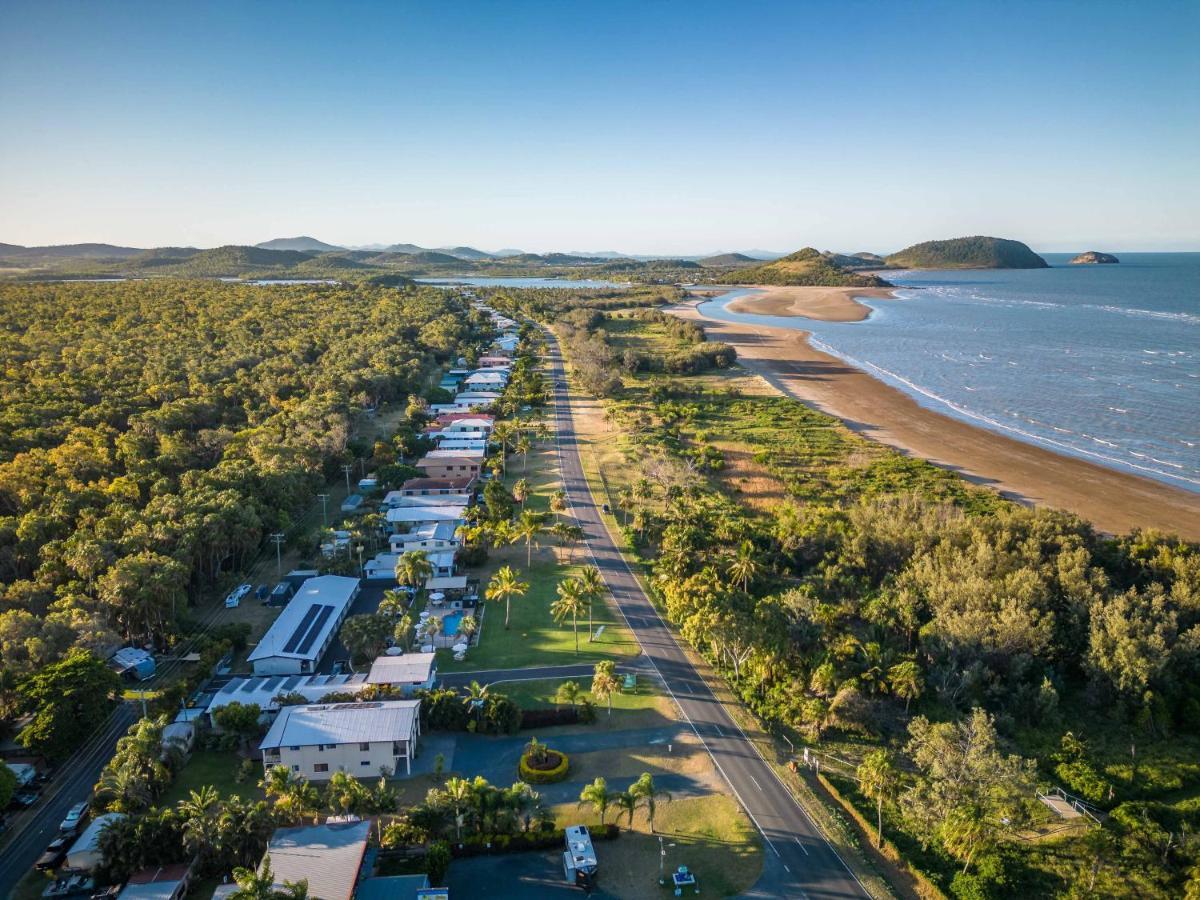 Kinka Palms Motel Yeppoon Exterior photo